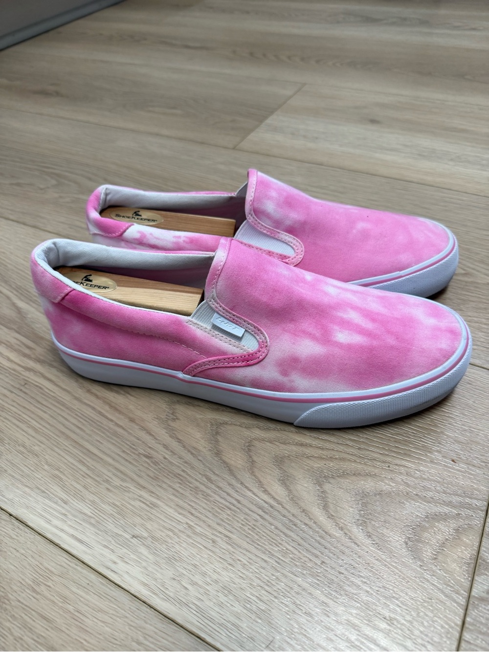 Lugz Women's Clipper slip-on sneakers pink tie-dye canvas design woman’s 11